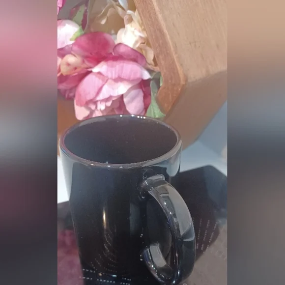 2020 Authentic Jimi Hendrix Purple Haze Ceramic Mug - Picture 2 of 8